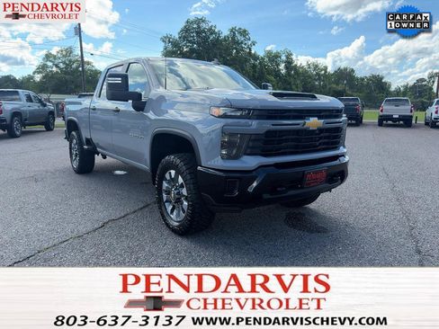 Used 2024 Chevrolet Silverado 2500 Custom w/ Custom Convenience Package AWD/4WD image 1