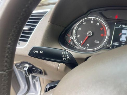 Used 2016 Audi Q5 2.0T Premium Plus w/ Technology Package image 29