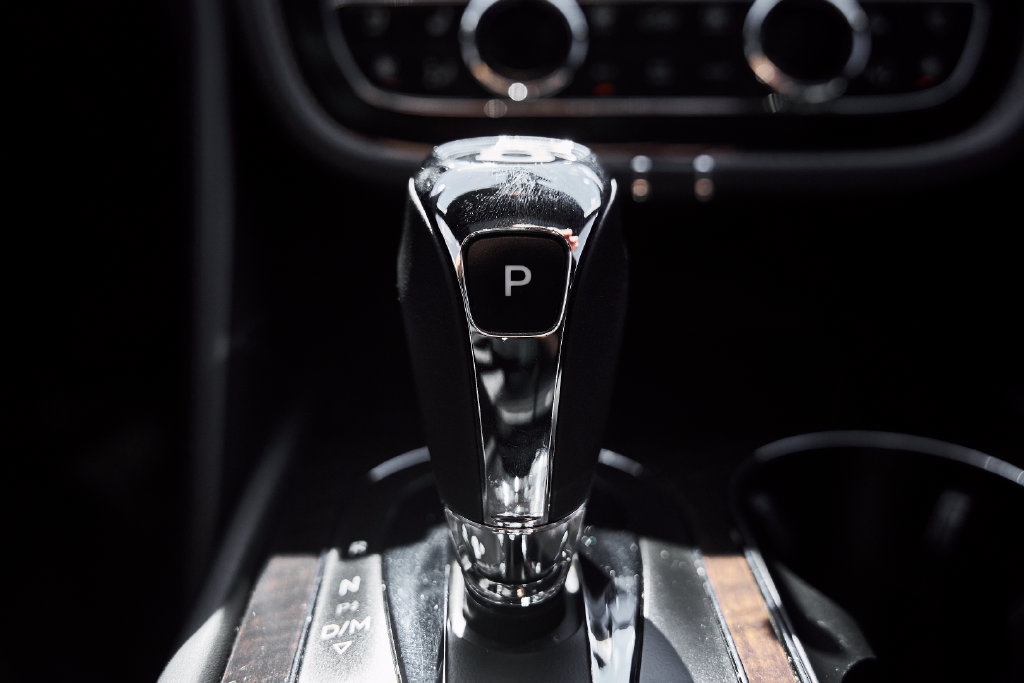 Used 2017 Bentley Bentayga AWD/4WD image 65