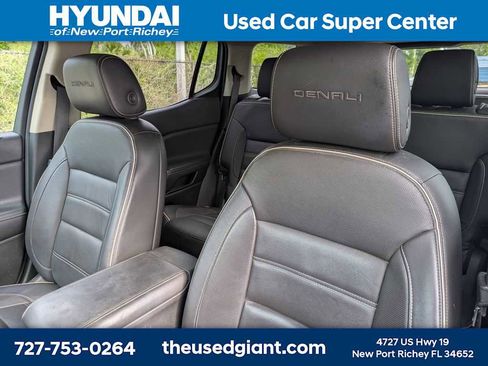 Used 2017 GMC Acadia Denali FWD image 7