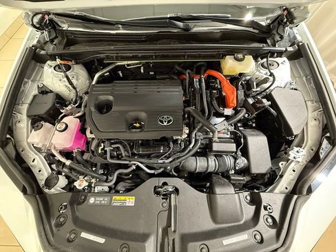 Certified 2026 Toyota Crown Signia AWD/4WD image 10