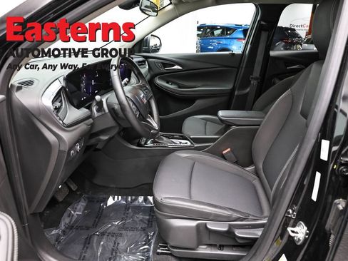 Used 2025 Buick Encore GX Preferred FWD image 14