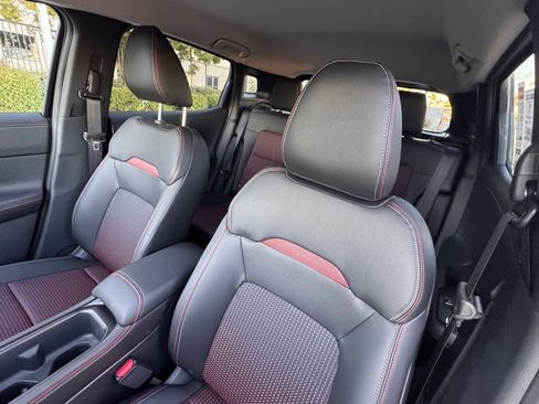 New 2026 Nissan Kicks SR w/ Cold Weather Package image 10