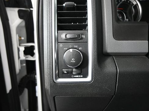 Used 2018 RAM 1500 Big Horn AWD/4WD image 23