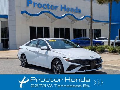 Used 2024 Hyundai Elantra SEL w/ Convenience Package
