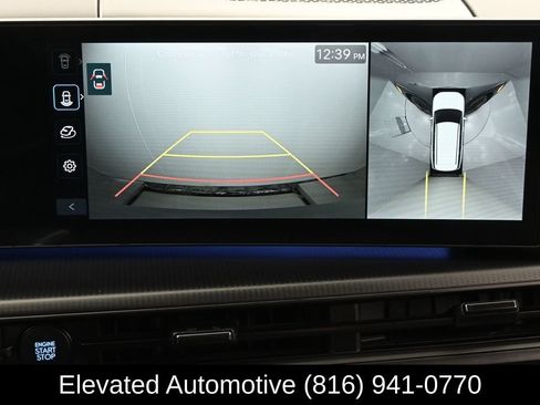 Used 2025 Hyundai Santa Fe Calligraphy AWD/4WD image 25