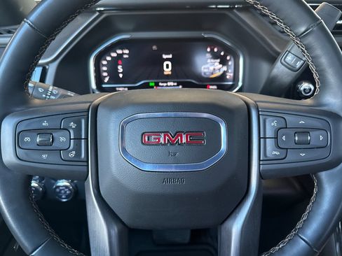 Used 2025 GMC Sierra 2500 AT4 w/ AT4 Premium Plus Package AWD/4WD image 34