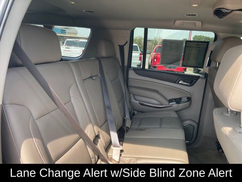 Used 2018 GMC Yukon XL SLT image 25