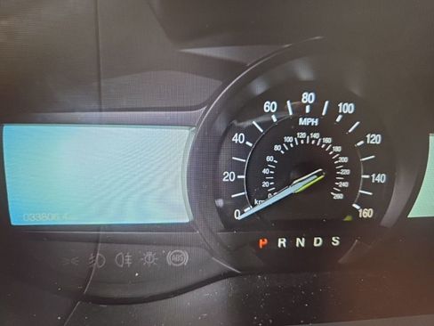 Used 2022 Ford Edge SEL w/ Convenience Package image 6