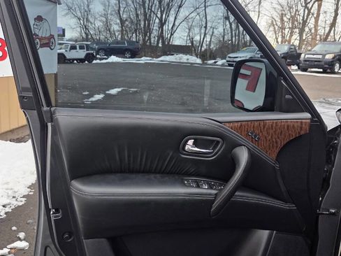 Used 2017 Nissan Armada Platinum image 9