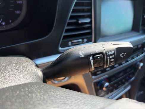 Used 2016 Hyundai Sonata Sport w/ Option Group 02 FWD image 34