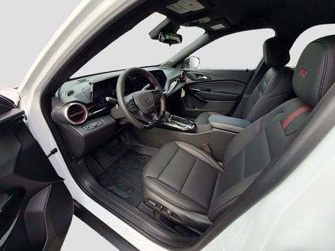 New 2026 Chevrolet Trax RS w/ Driver Confidence Package image 28