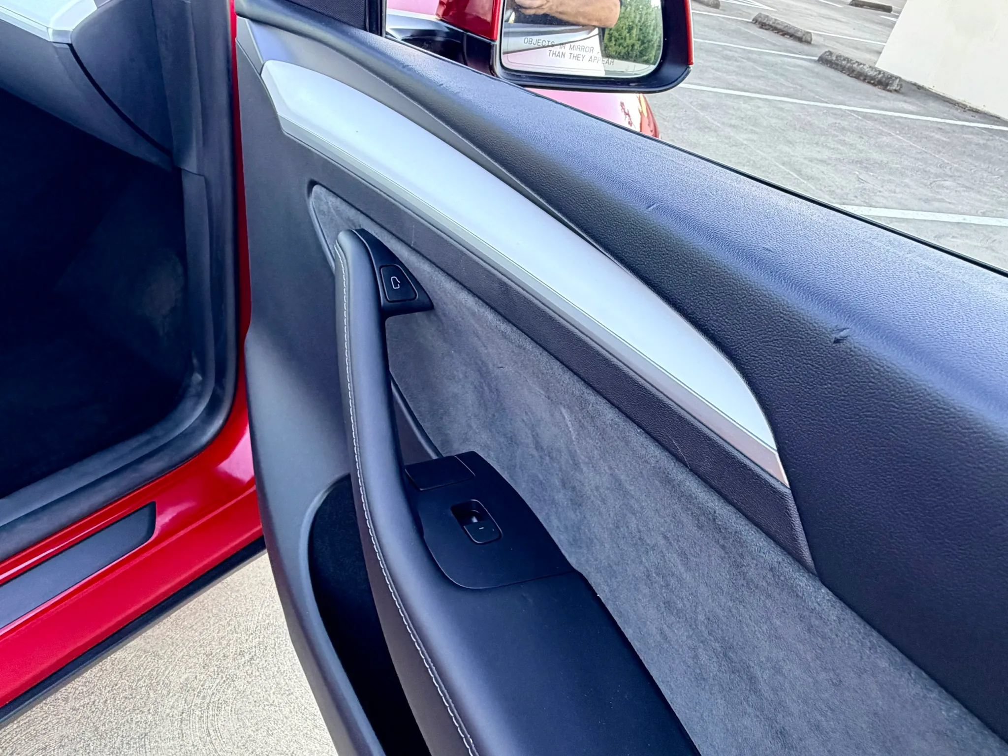 Used 2023 Tesla Model Y Long Range AWD/4WD image 23