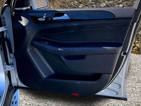 Used 2019 Mercedes-Benz GLE 400 4MATIC w/ Premium 1 Package image 22