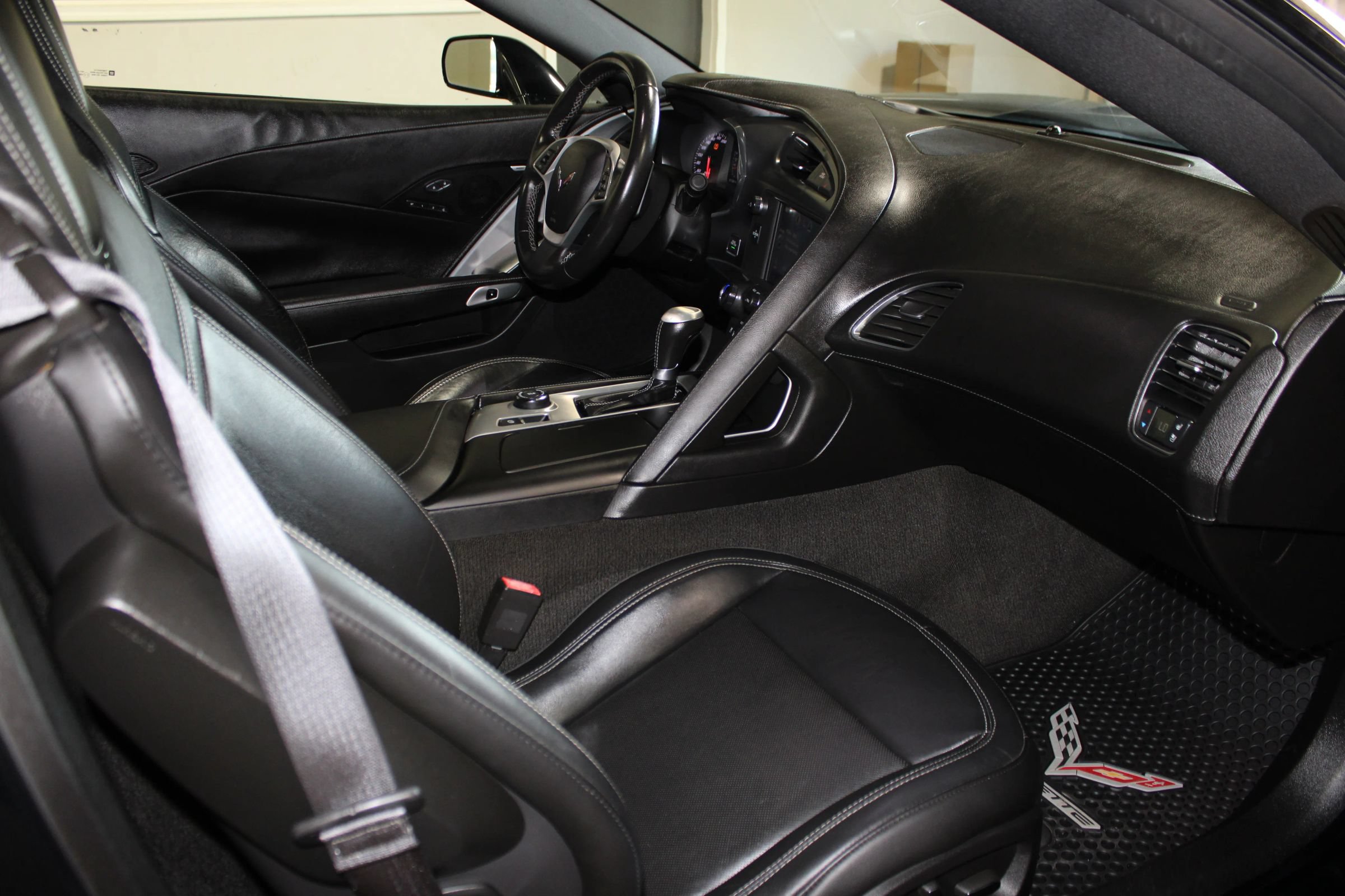 Used 2014 Chevrolet Corvette Stingray Coupe w/ 2LT Preferred Equipment Group RWD image 31