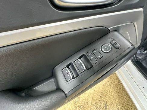Used 2025 Acura Integra FWD image 16