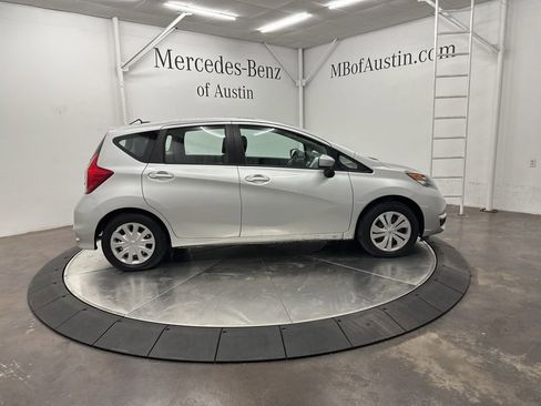 Used 2017 Nissan Versa Note SV image 8