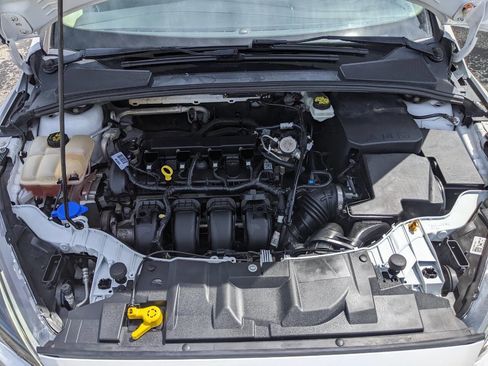 Used 2017 Ford Focus SEL FWD image 24
