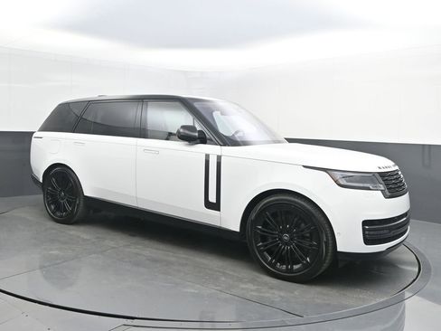 Used 2022 Land Rover Range Rover Long Wheelbase SE AWD/4WD image 9