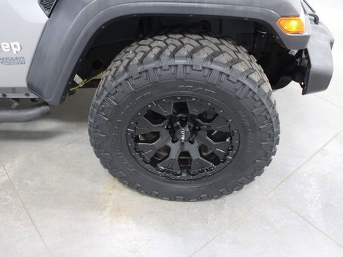 Used 2018 Jeep Wrangler Unlimited Sport S image 57