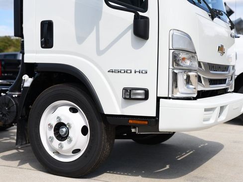 New 2025 Chevrolet Low Cab Forward RWD image 11