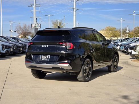 New 2026 Kia Sportage SX image 4