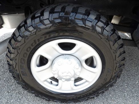 Used 2024 RAM 2500 Tradesman w/ Snow Chief Group AWD/4WD image 63
