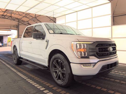 Used 2022 Ford F150 XLT w/ Equipment Group 302A High RWD image 4