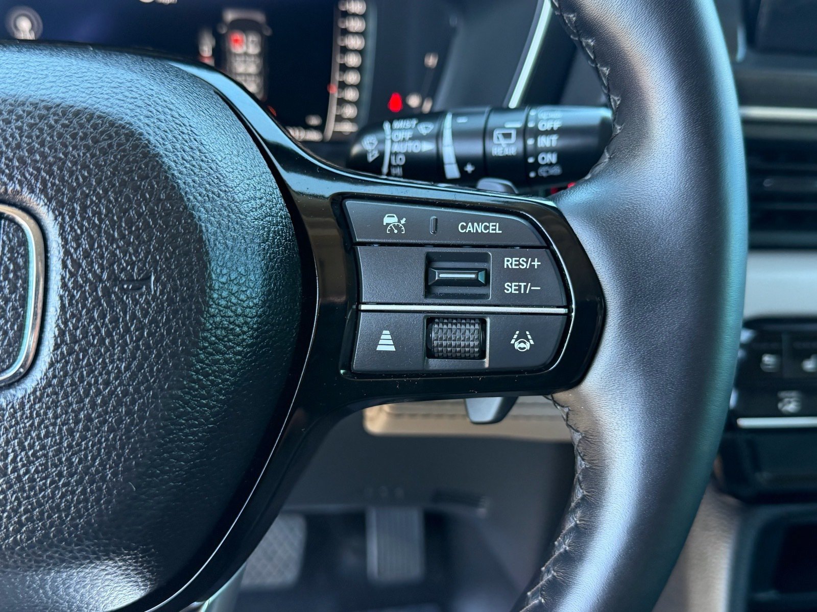 Certified 2023 Honda Pilot Elite image 39