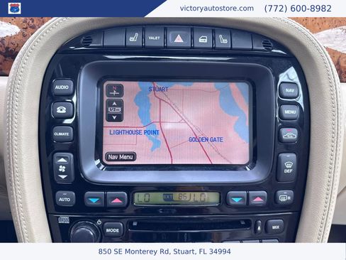 Used 2005 Jaguar XJ8 L image 37