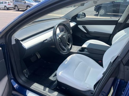 Used 2018 Tesla Model 3 Long Range AWD/4WD image 10