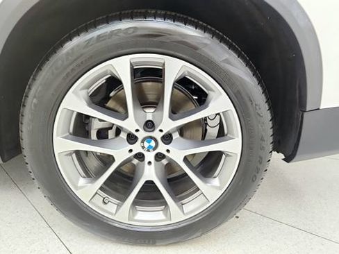Used 2024 BMW X5 sDrive40i w/ Premium Package RWD image 80
