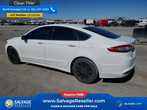 Used 2014 Ford Fusion SE w/ Equipment Group 202A FWD image 3