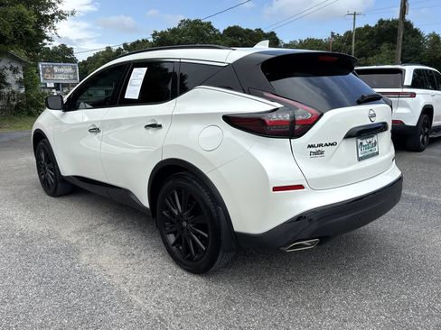 Used 2024 Nissan Murano SV w/ SV Midnight Edition Package FWD image 3