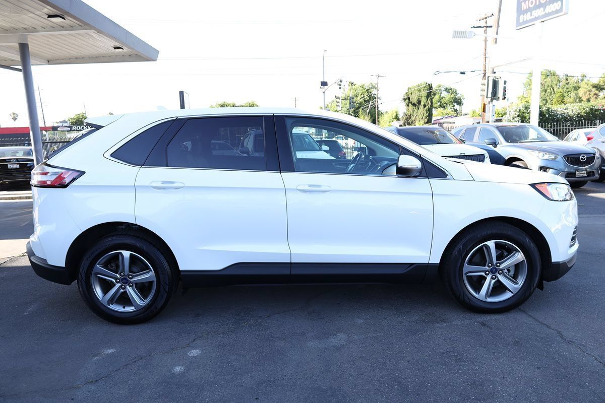 Used 2020 Ford Edge SEL w/ Convenience Package FWD image 8