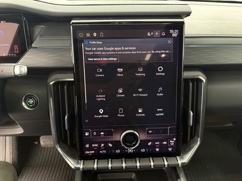 Used 2024 GMC Acadia AT4 image 15