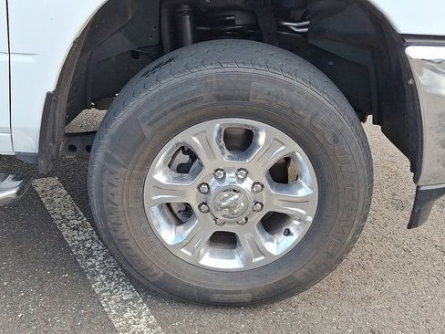 Used 2024 RAM 2500 Big Horn image 9