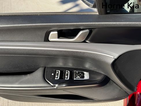 Used 2023 Kia K5 LXS image 10