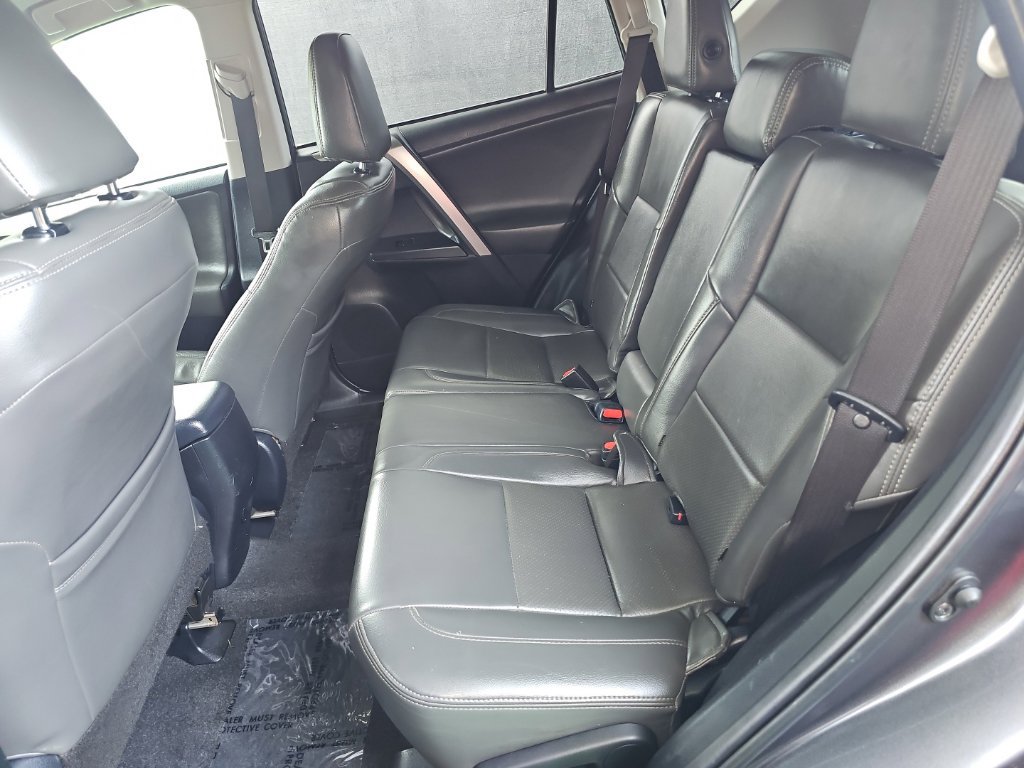 Used 2017 Toyota RAV4 LE FWD image 35