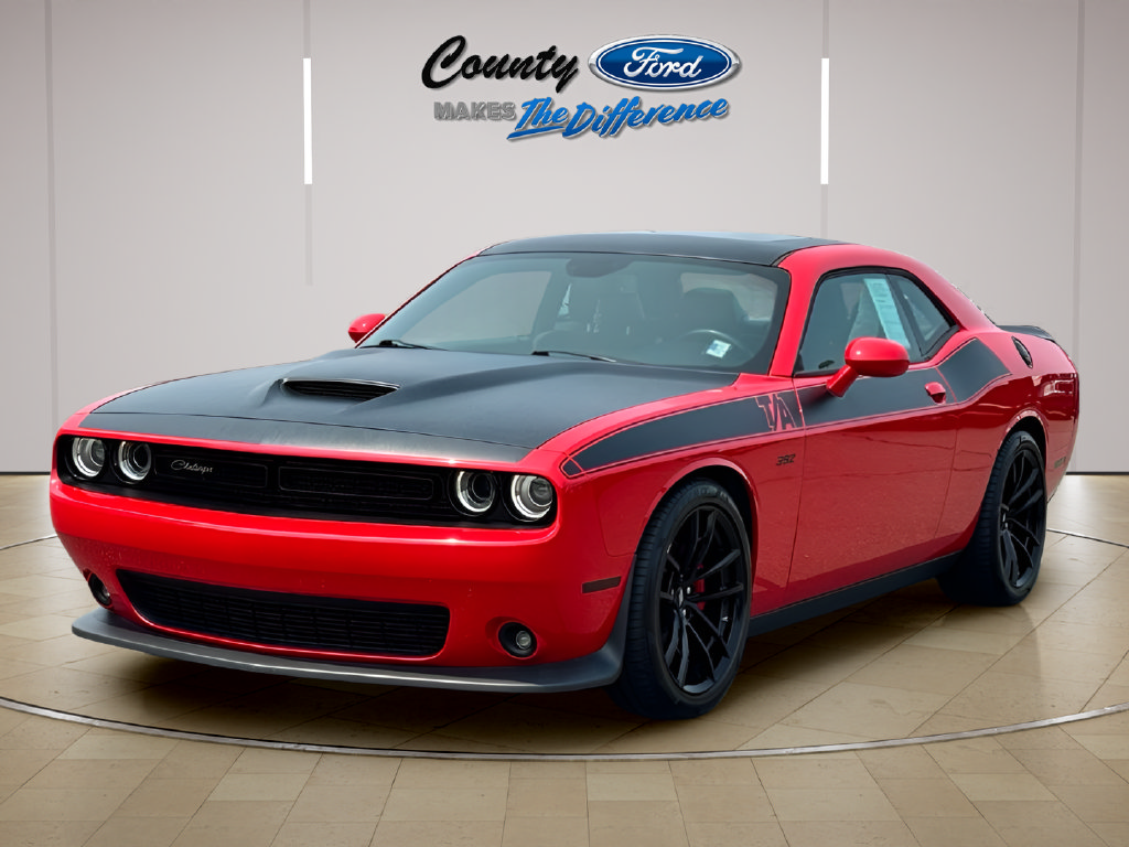 Used 2020 Dodge Challenger R/T Scat Pack w/ T/A Package RWD image 2
