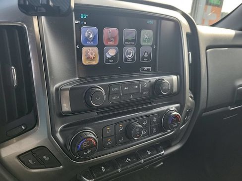 Used 2018 Chevrolet Silverado 1500 LT w/ All Star Edition AWD/4WD image 31
