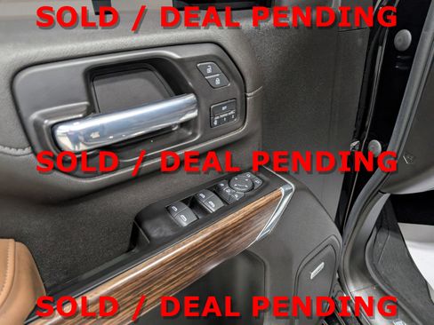 Used 2022 Chevrolet Silverado 3500 High Country image 15