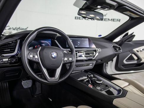 Used 2021 BMW Z4 sDrive30i w/ Premium Package image 23
