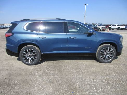 New 2026 GMC Acadia Denali Ultimate image 3