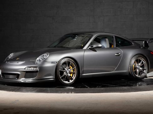 Used 2010 Porsche 911 GT3 image 2