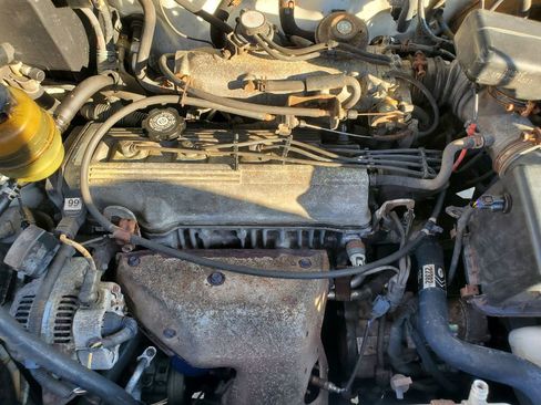 Used 1997 Toyota RAV4 2WD 4-Door image 33