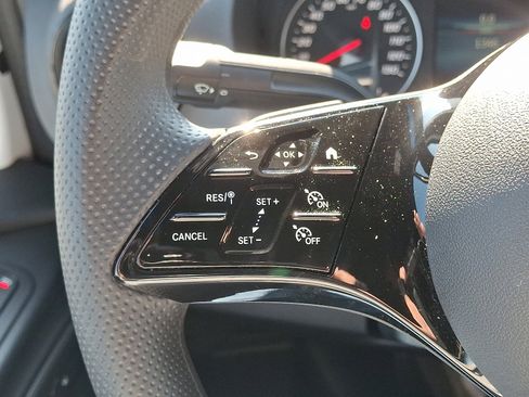 Used 2025 Mercedes-Benz Sprinter 2500 image 21