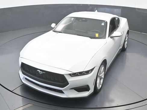 Used 2024 Ford Mustang Coupe RWD image 35