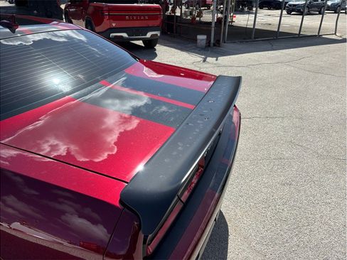 Used 2019 Dodge Challenger SRT Hellcat Redeye RWD image 16