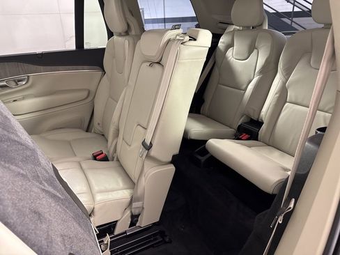 Used 2023 Volvo XC90 T8 Ultimate image 21